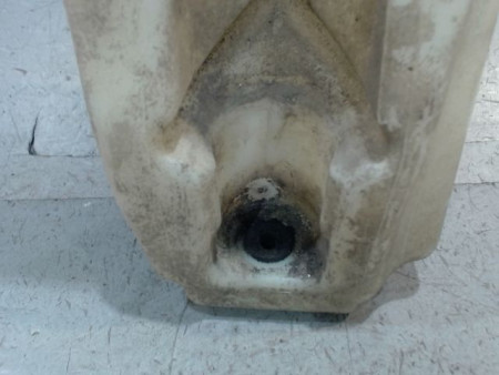 RESERVOIR LAVE-GLACE AVANT FIAT 500