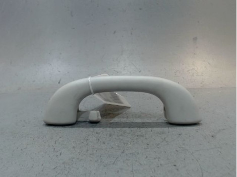 POIGNÉE DE MAINTIEN ARD PEUGEOT 5008
