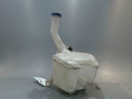 RESERVOIR LAVE-GLACE AVANT TOYOTA YARIS