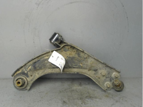 TRIANGLE INFERIEUR AVANT DROIT CITROEN BERLINGO
