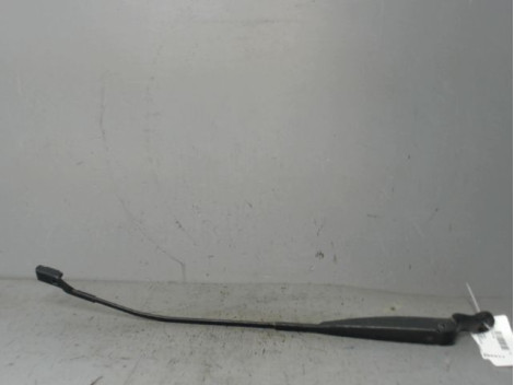 BRAS ESSUIE-GLACE AVANT DROIT FIAT 500
