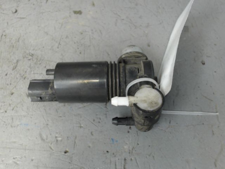 POMPE LAVE-GLACE AVANT FORD FIESTA