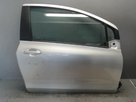 PORTE AVANT DROIT TOYOTA YARIS
