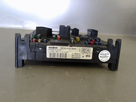 BOITIER GESTION HABITACLE PEUGEOT 206 5P