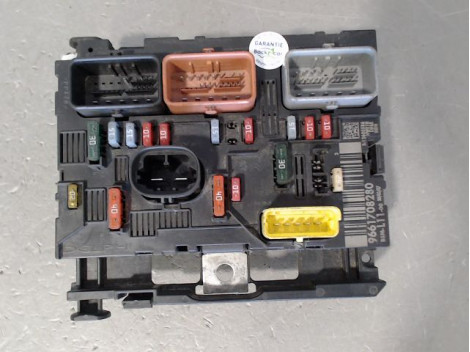 BOITE A FUSIBLES PEUGEOT 307