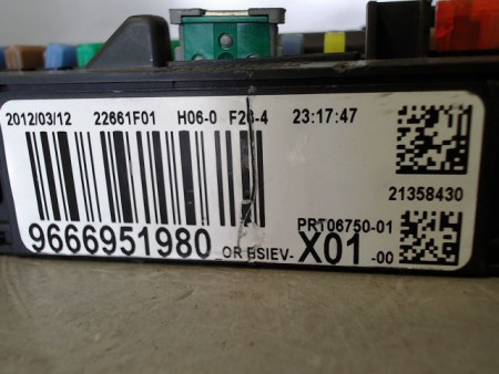 BOITIER GESTION HABITACLE PEUGEOT 207