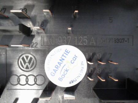 BOITE A FUSIBLES VOLKSWAGEN GOLF