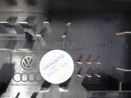 BOITE A FUSIBLES VOLKSWAGEN GOLF