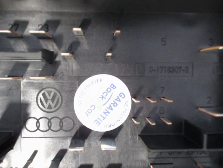 BOITE A FUSIBLES AUDI A3