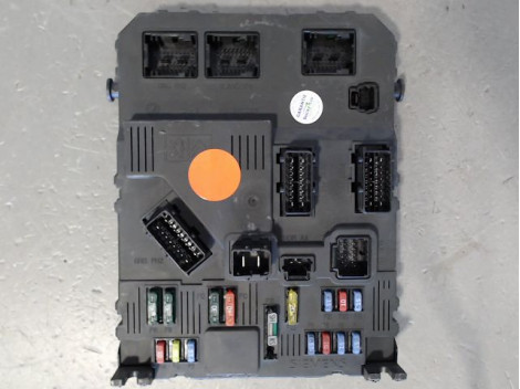 BOITIER GESTION HABITACLE PEUGEOT 206