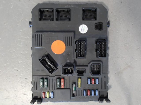 BOITIER GESTION HABITACLE PEUGEOT 206