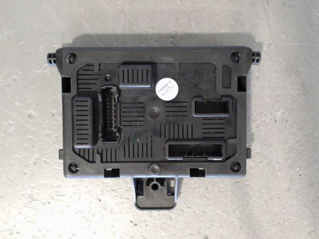 BOITIER GESTION HABITACLE RENAULT CLIO