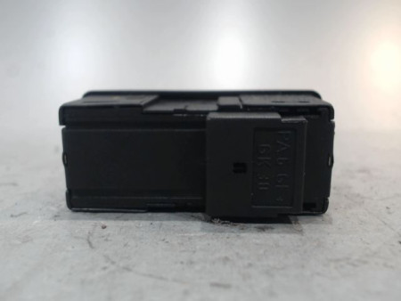BOUTON COMMANDE TOIT OUVRANT B.M.W. X3
