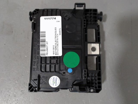 BOITE A FUSIBLES PEUGEOT 207