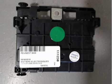 BOITE A FUSIBLES PEUGEOT 5008