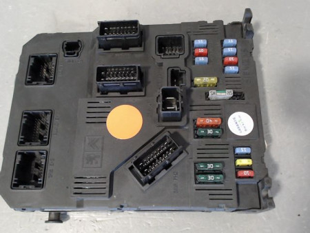 BOITIER GESTION HABITACLE PEUGEOT 206