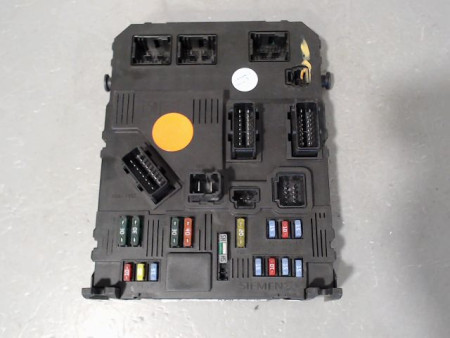 BOITIER GESTION HABITACLE PEUGEOT 206