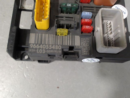 BOITE A FUSIBLES CITROEN C3
