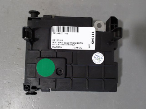 BOITE A FUSIBLES PEUGEOT 308