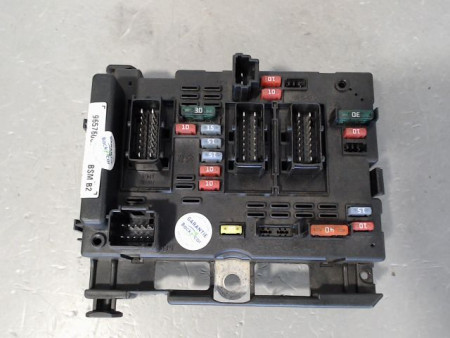 BOITE A FUSIBLES PEUGEOT 206