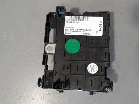 BOITE A FUSIBLES PEUGEOT 206