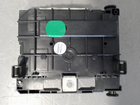 BOITE A FUSIBLES CITROEN C4