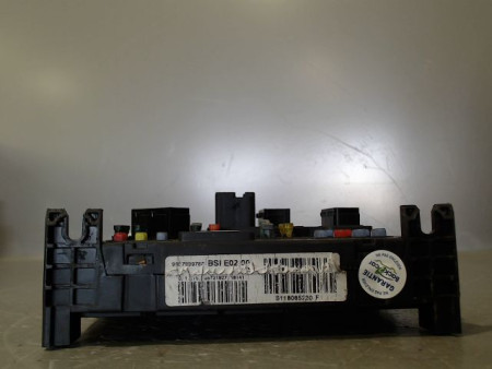 BOITIER GESTION HABITACLE PEUGEOT 206