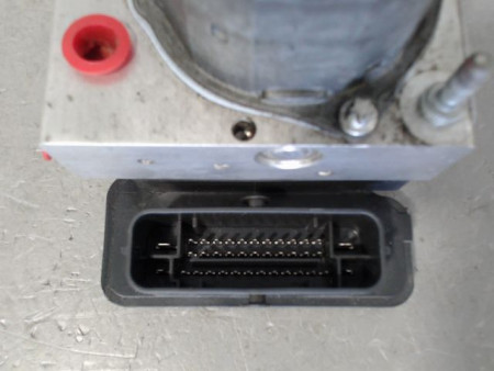 UNITE HYDRAULIQUE ABS SUZUKI SWIFT