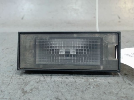ECLAIREUR PLAQUE DE POLICE DROIT RENAULT MEGANE