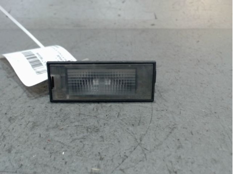 ECLAIREUR PLAQUE DE POLICE GAUCHE RENAULT MEGANE