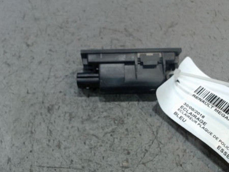ECLAIREUR PLAQUE DE POLICE GAUCHE RENAULT MEGANE