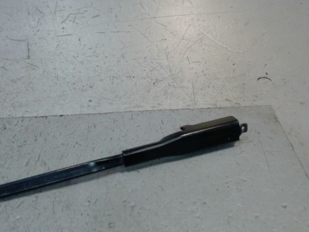 BRAS ESSUIE-GLACE AVANT GAUCHE AUDI TT