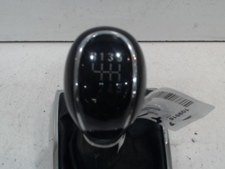 SELECTEUR DE VITESSE OPEL ASTRA 1.7 CDTI 