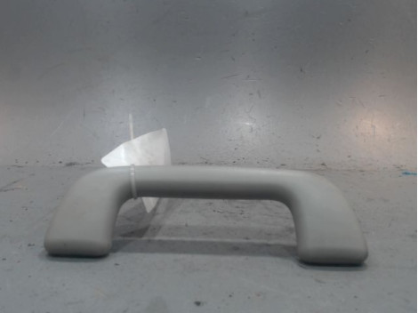POIGNÉE DE MAINTIEN AVD TOYOTA YARIS