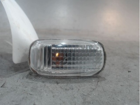 REPETITEUR AILE DROIT HONDA JAZZ
