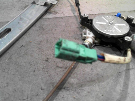 MECANISME+MOTEUR LEVE-GLACE AVANT DROIT HONDA JAZZ