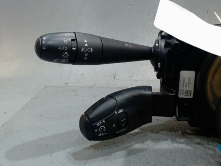 BLOC COMMODOS PEUGEOT 5008