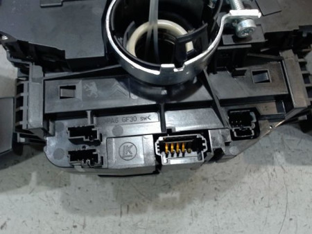 BLOC COMMODOS PEUGEOT 5008