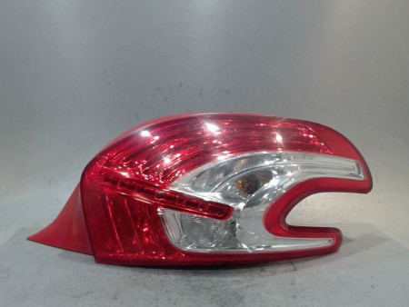 FEU ARRIERE DROIT PEUGEOT 208