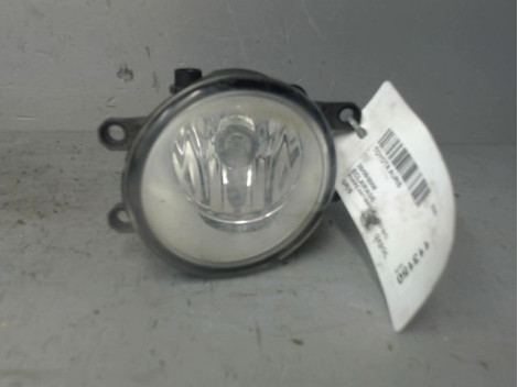PHARE ANTIBROUILLARD AVANT DROIT TOYOTA AURIS