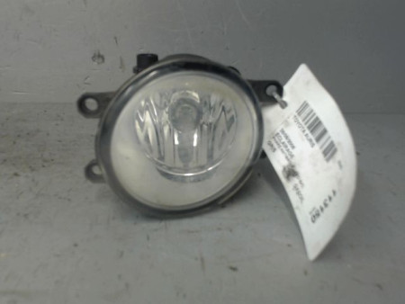 PHARE ANTIBROUILLARD AVANT DROIT TOYOTA AURIS