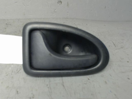 POIGNEE INTERIEURE PORTE AVANT GAUCHE RENAULT CLIO