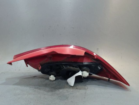 FEU ARRIERE GAUCHE  OPEL CORSA