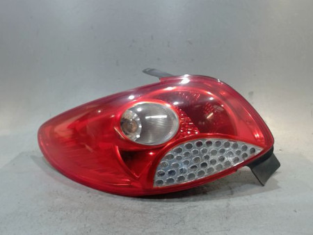 FEU ARRIERE GAUCHE  PEUGEOT 206