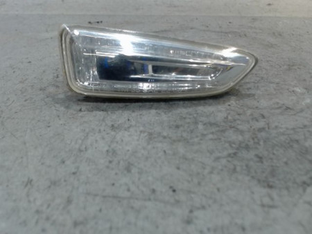 REPETITEUR AILE DROIT OPEL ASTRA