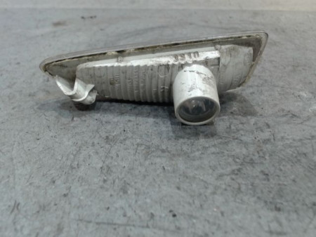 REPETITEUR AILE DROIT OPEL ASTRA