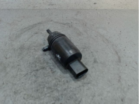 POMPE LAVE-GLACE ARRIERE B.M.W. SERIE 1