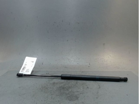 VERIN HAYON D TOYOTA AURIS
