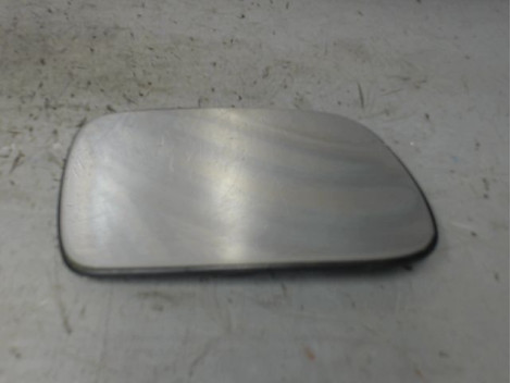 GLACE RETROVISEUR EXT D PEUGEOT 307