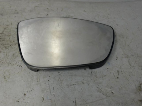 GLACE RETROVISEUR EXT D PEUGEOT 2008